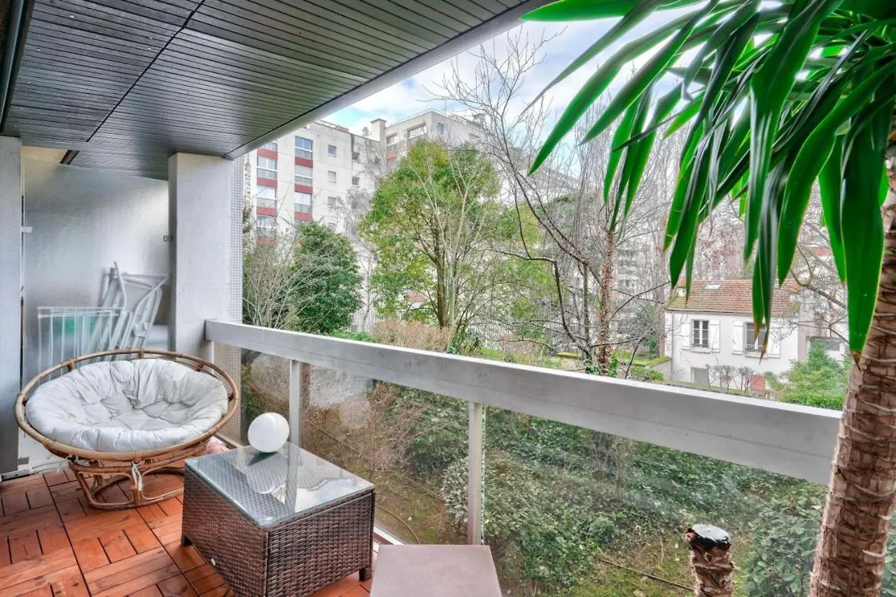 Nice Apartment With Balcony - Paris 15